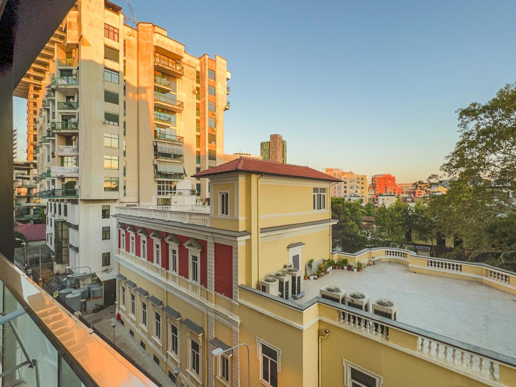 Downtown Grand Comfort تيرانا المظهر الخارجي الصورة